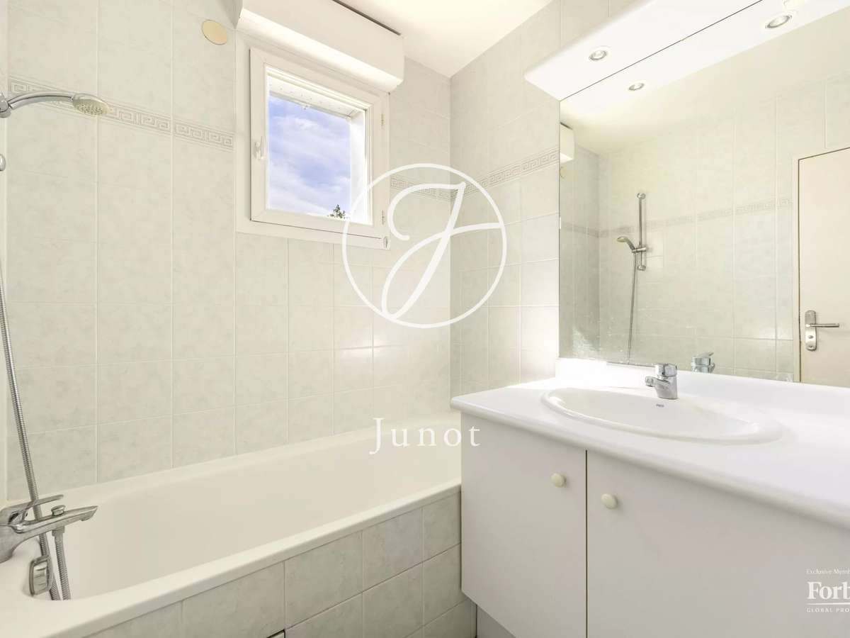 Appartement Courbevoie