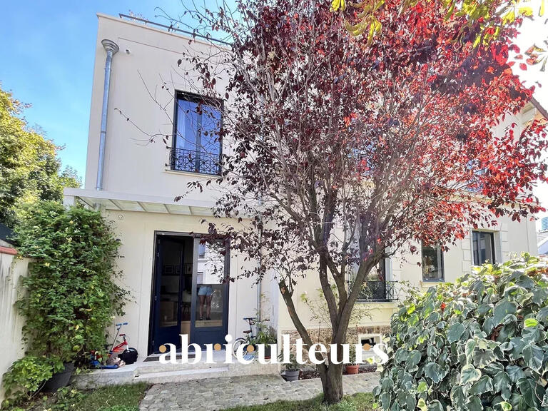 Maison Courbevoie - 5 chambres - 185m²