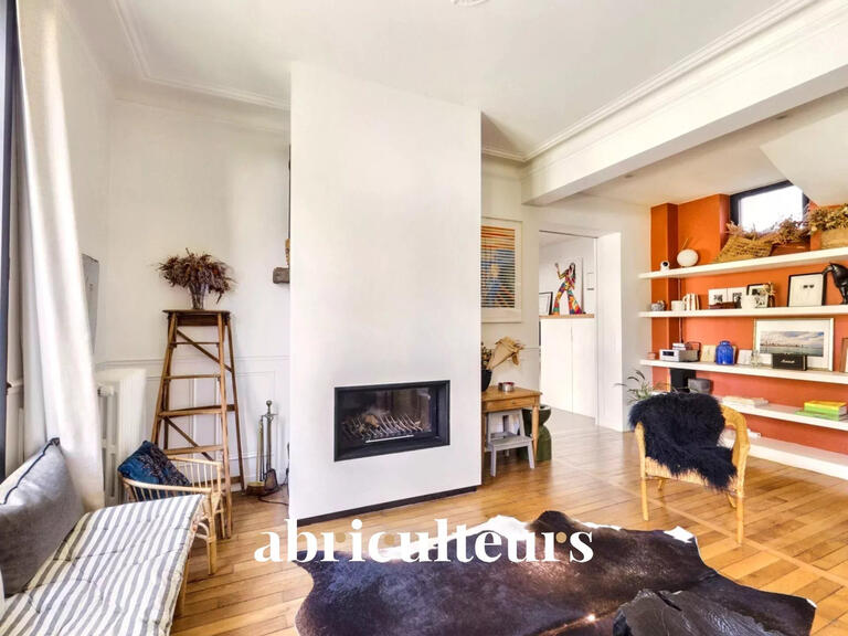 Maison Courbevoie - 5 chambres - 182m²