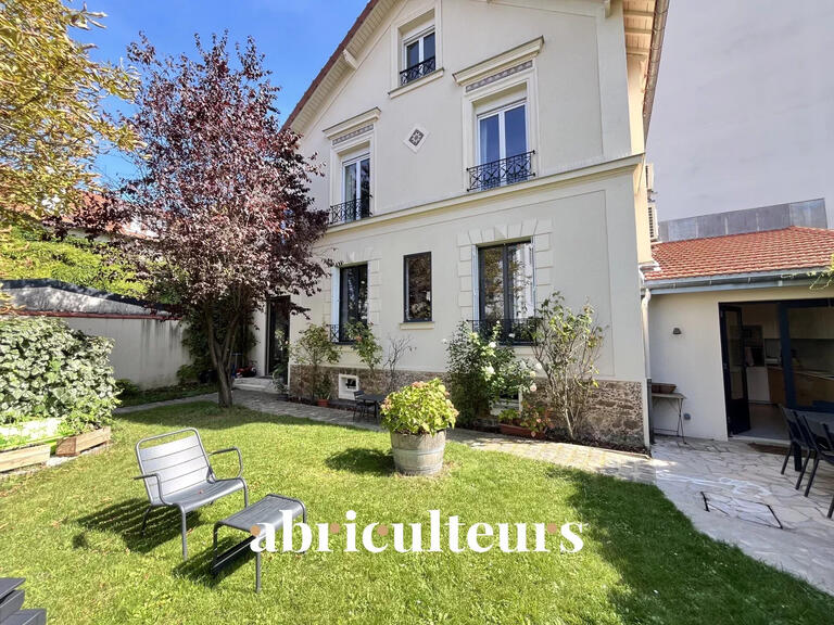 Maison Courbevoie - 5 chambres - 182m²