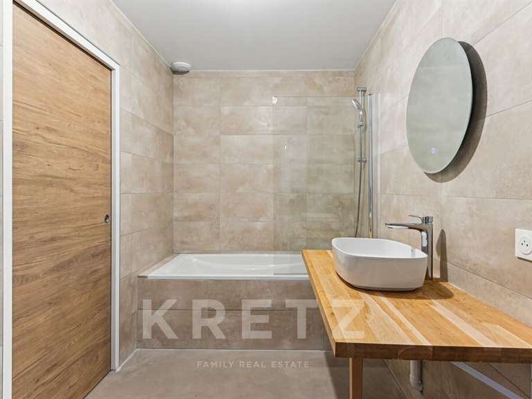 Maison Courbevoie - 4 chambres - 174m²
