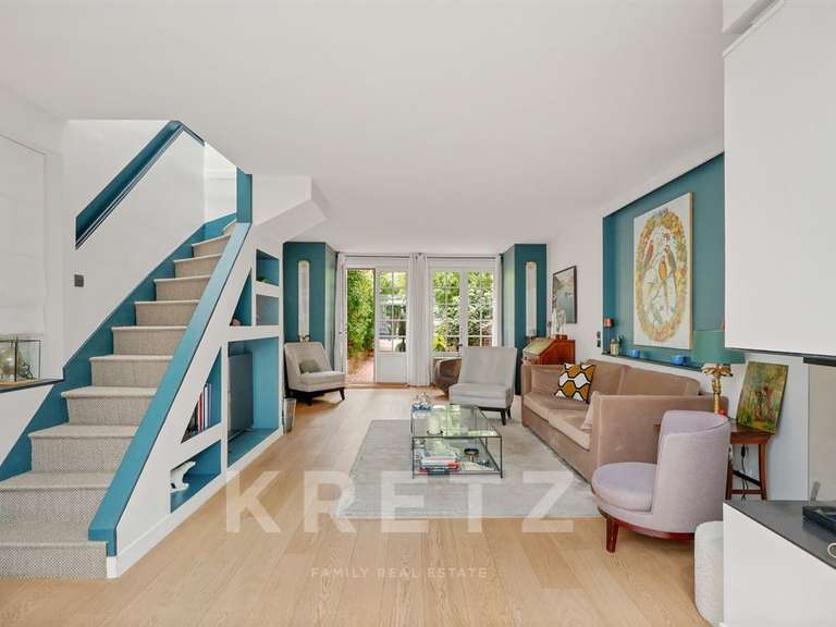 Maison Courbevoie - 6 chambres - 237m²