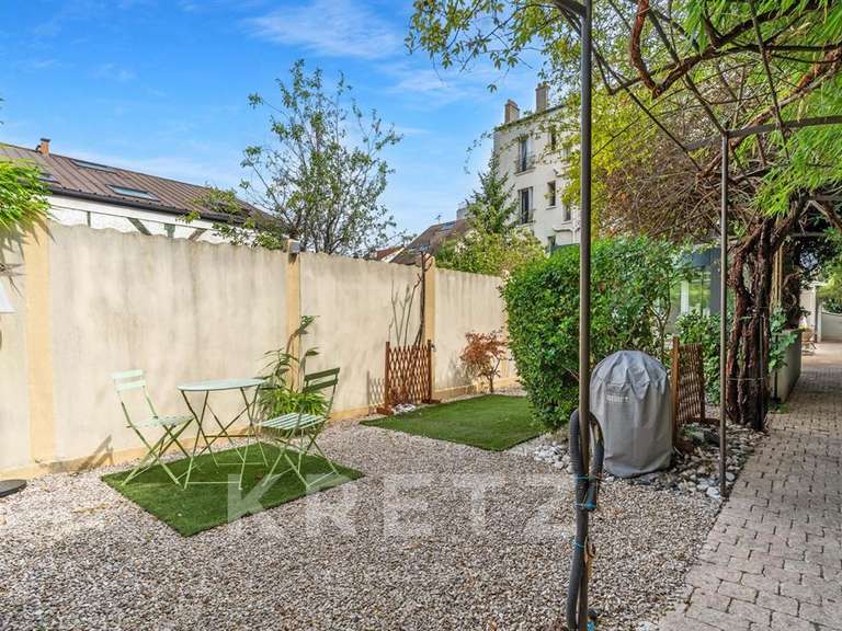 Maison Courbevoie - 3 chambres - 120m²