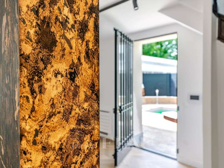 Maison Courbevoie - 6 chambres - 279m²