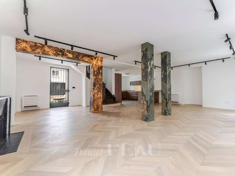 Maison Courbevoie - 6 chambres - 279m²