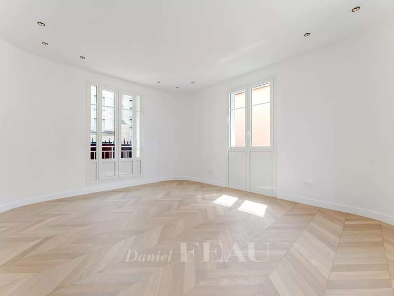 Maison Courbevoie - 6 chambres - 279m²