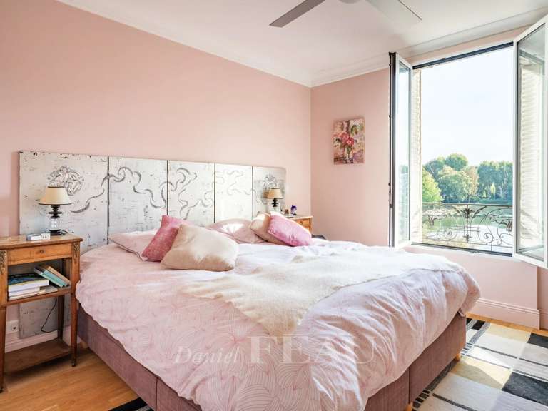 Maison Courbevoie - 3 chambres - 131m²