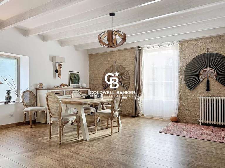 Maison Courçon - 4 chambres - 275m²