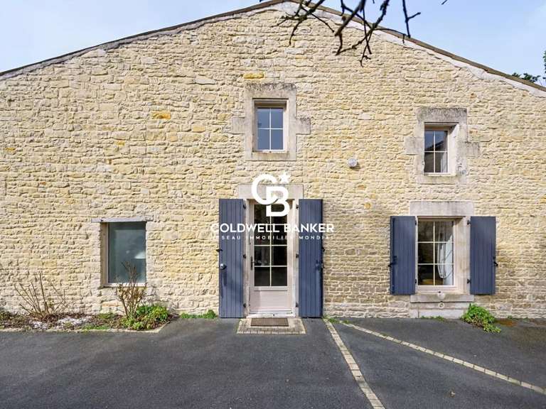 Maison Courçon - 4 chambres - 275m²