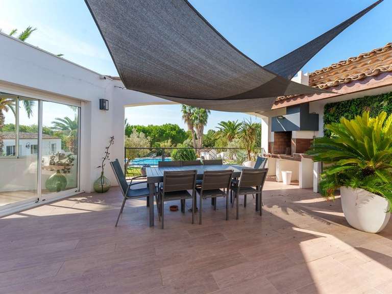 Maison Cournonterral - 5 chambres - 280m²