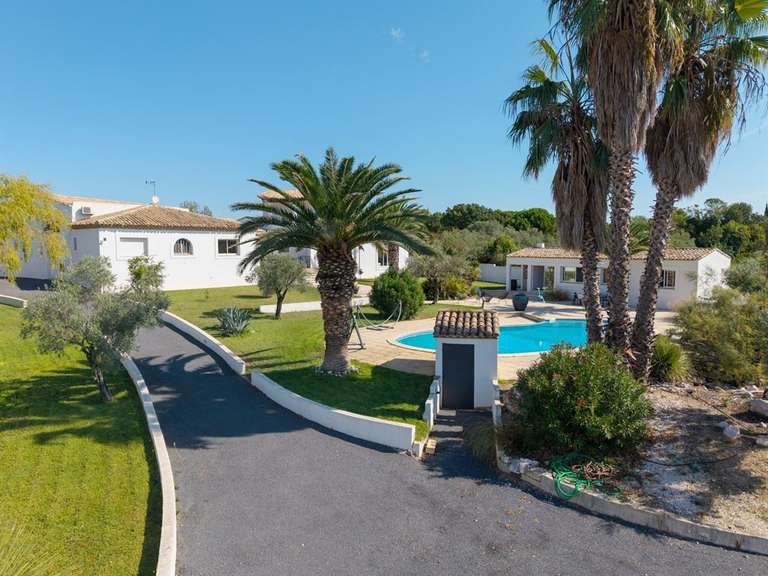 Maison Cournonterral - 5 chambres - 280m²