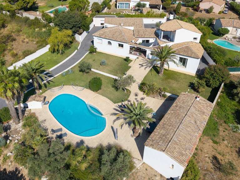 Maison Cournonterral - 5 chambres - 280m²