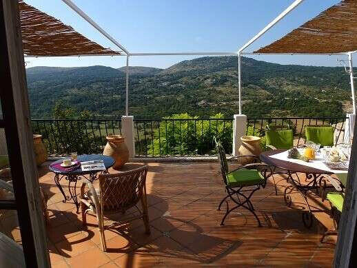 House Coursegoules - 8 bedrooms