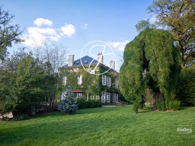 Manoir Courson-les-Carrières - 8 chambres - 592m²