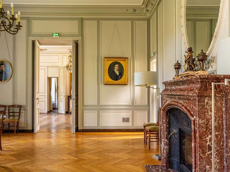 Château Coutances - 15 chambres - 520m²