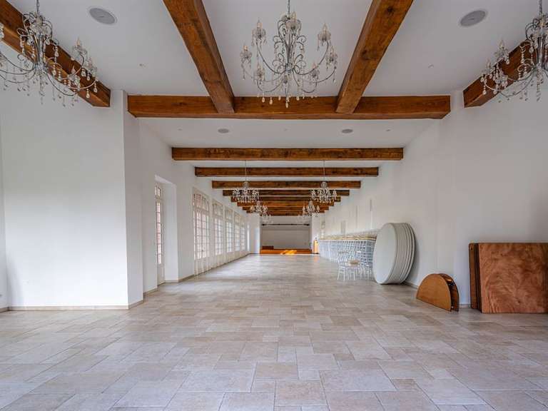 Château Coutances - 15 chambres - 520m²