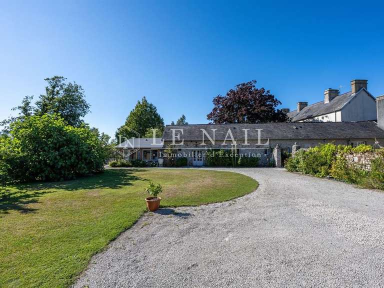 Maison Coutances - 5 chambres - 246m²