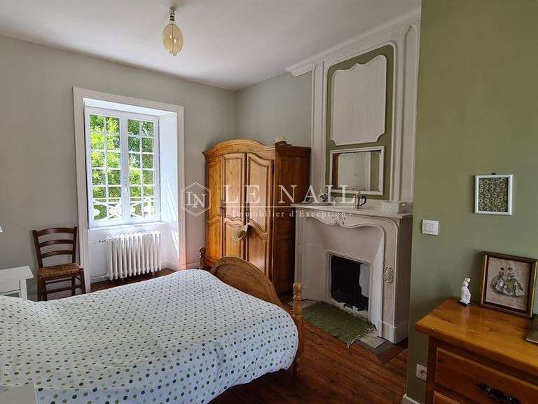 Maison Coutances - 5 chambres - 246m²