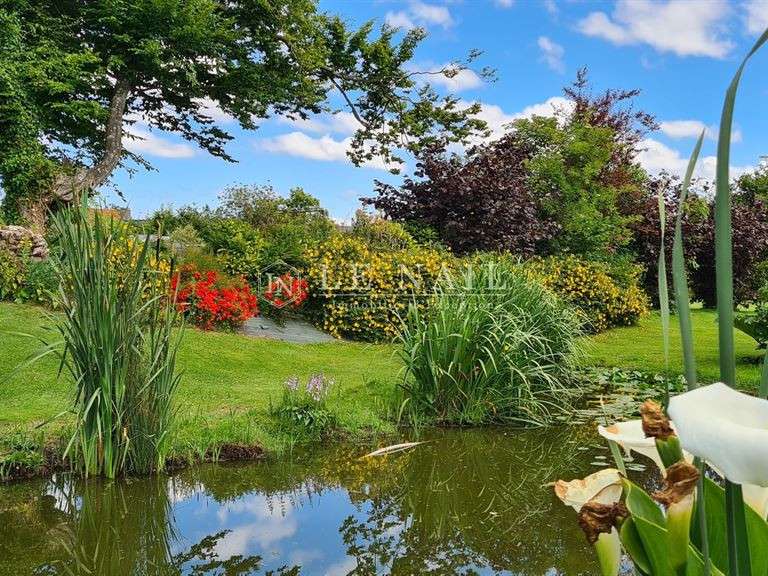 Maison Coutances - 5 chambres - 246m²
