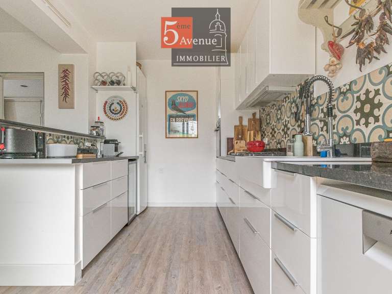 House Coye-la-Forêt - 6 bedrooms - 300m²