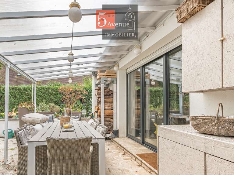 House Coye-la-Forêt - 6 bedrooms - 300m²