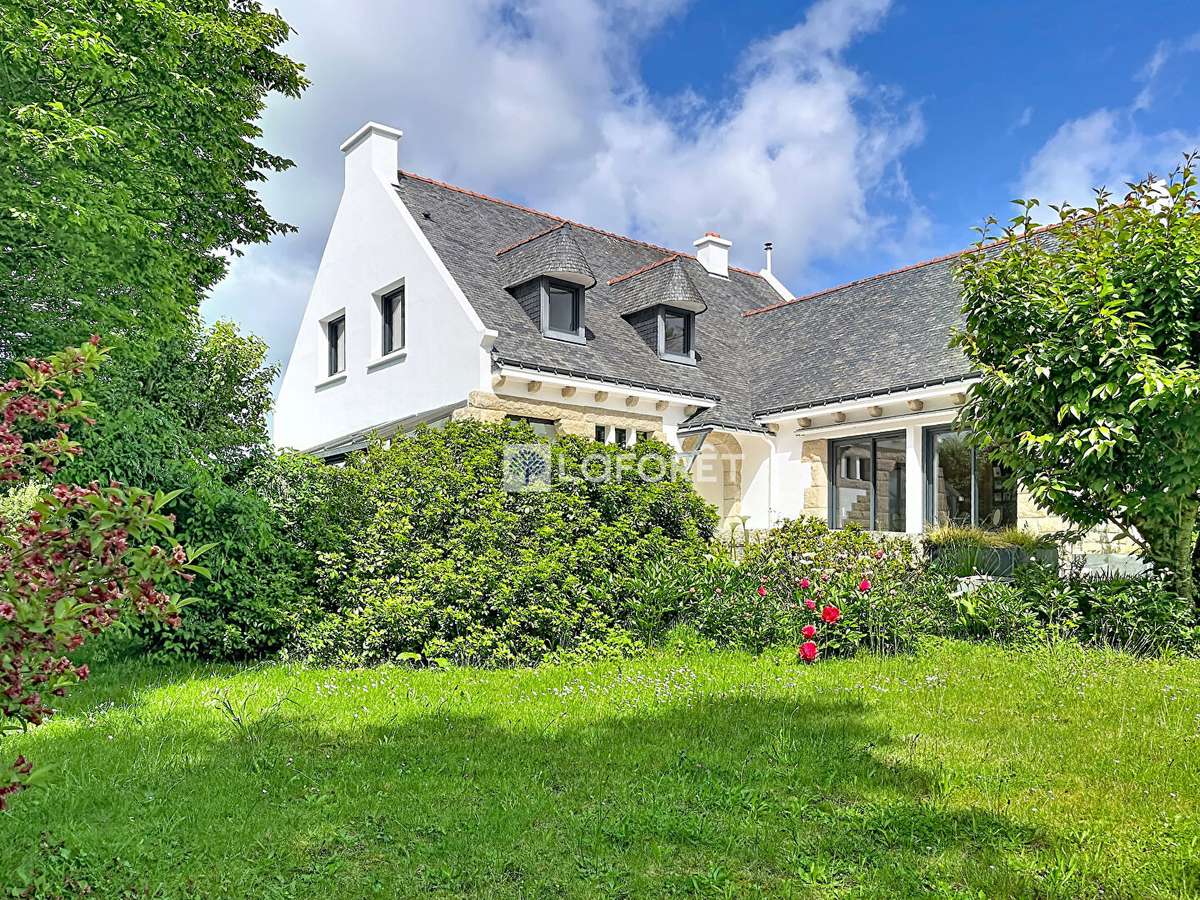 Maison Crach