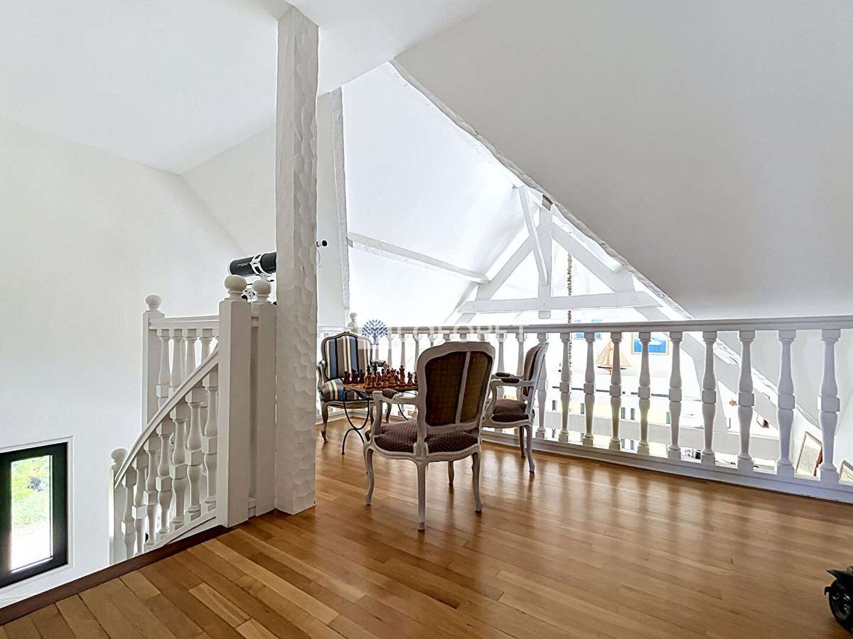 Maison Crach