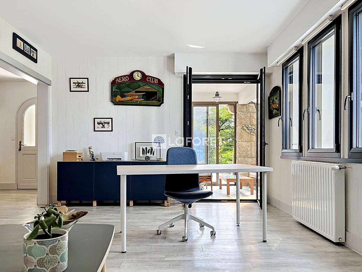 Maison Crach
