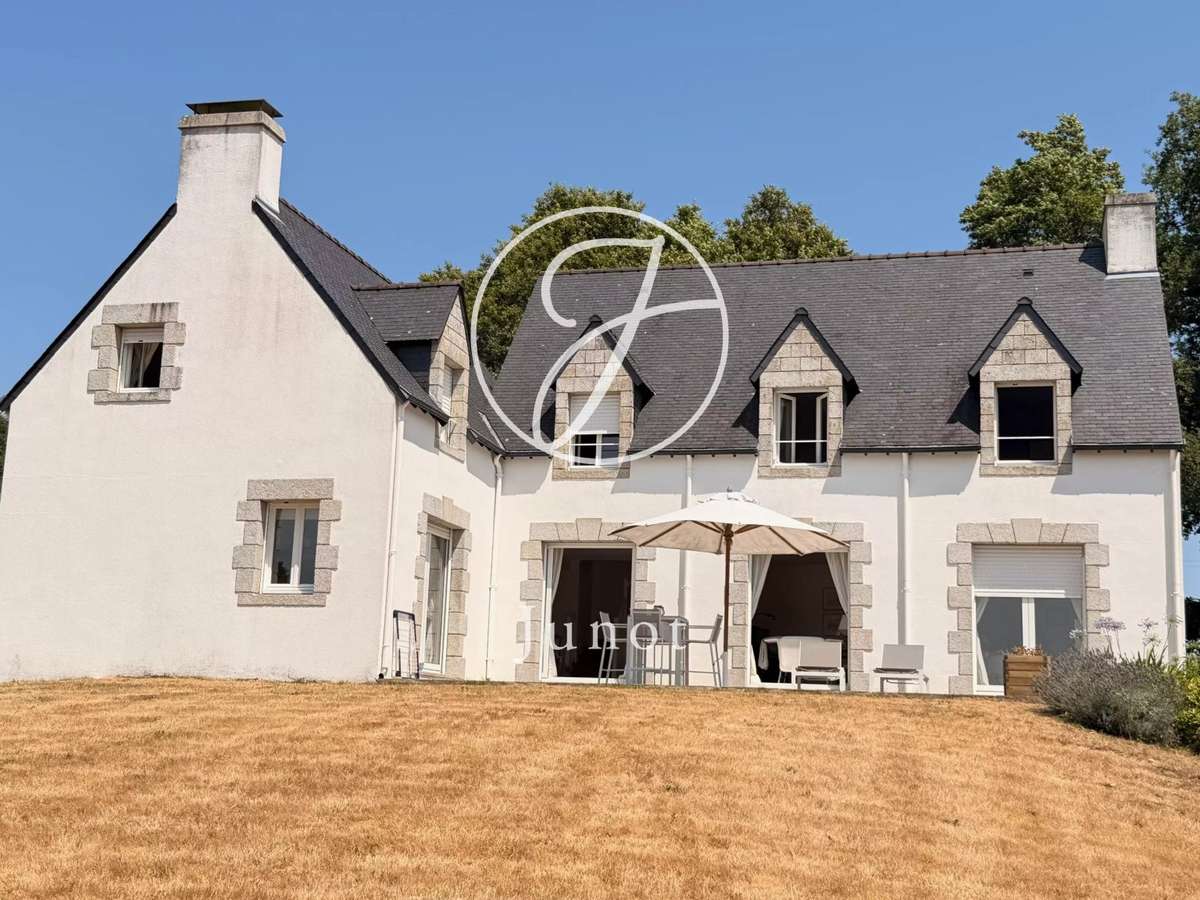 Maison Crach