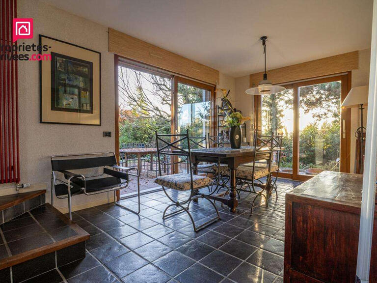 House Cranves-Sales - 5 bedrooms