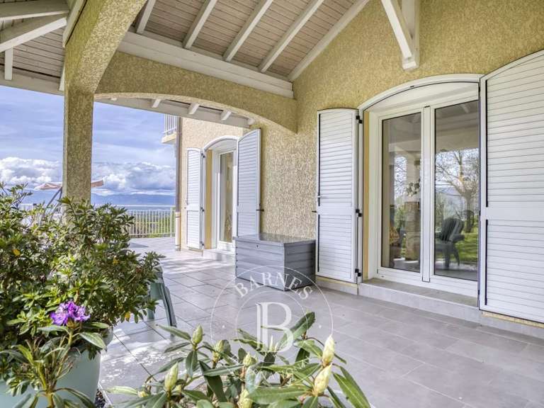 Maison Cranves-Sales - 4 chambres - 320m²