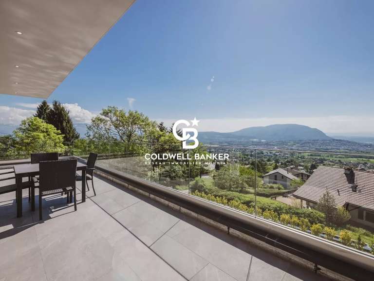 Maison Cranves-Sales - 4 chambres - 375m²