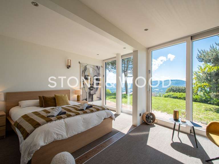 Maison Cranves-Sales - 6 chambres - 300m²
