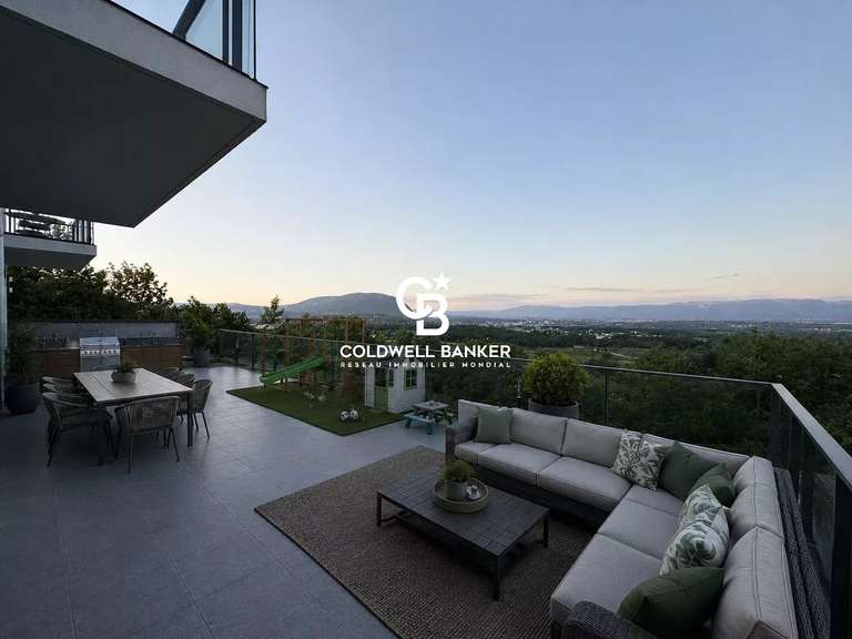 Maison Cranves-Sales - 7 chambres - 280m²