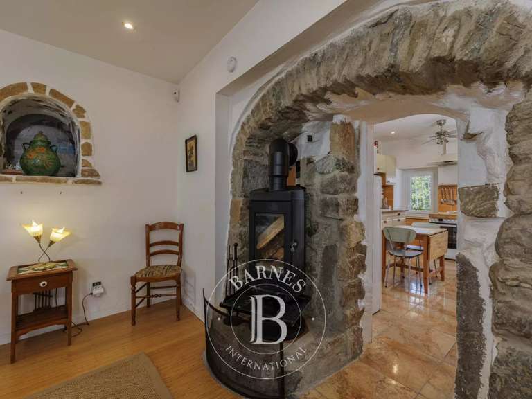 Maison Cranves-Sales - 4 chambres - 451m²
