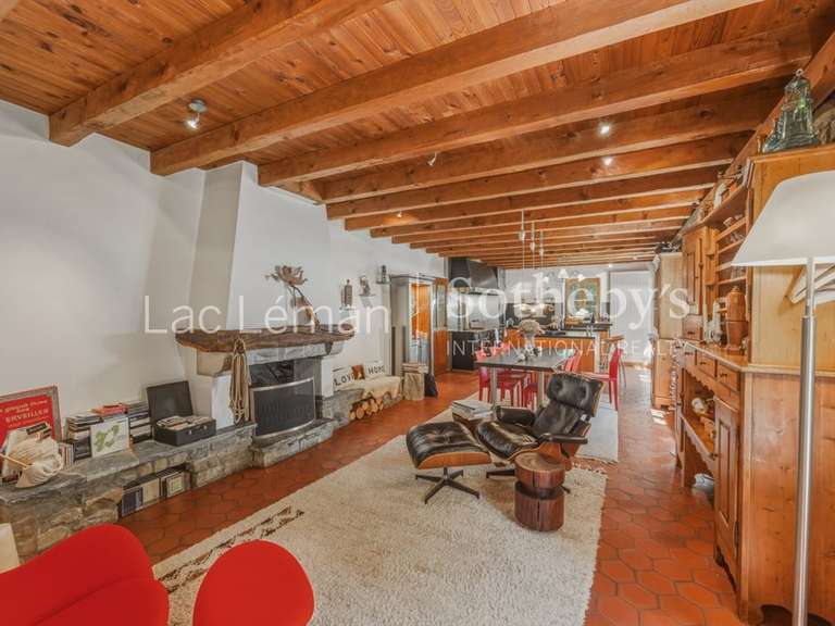 Maison Cranves-Sales - 6 chambres - 394m²