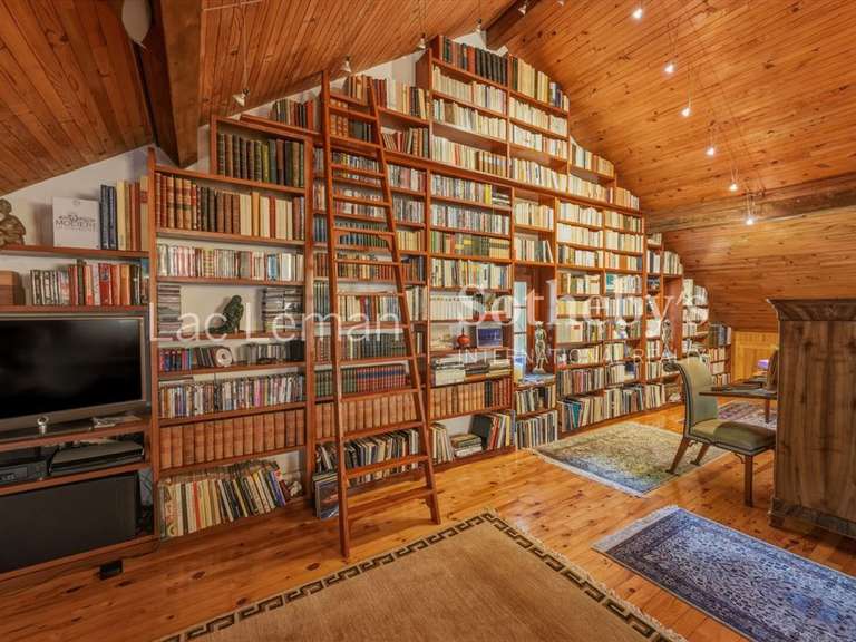 Maison Cranves-Sales - 6 chambres - 394m²