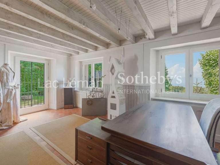 Maison Cranves-Sales - 6 chambres - 394m²