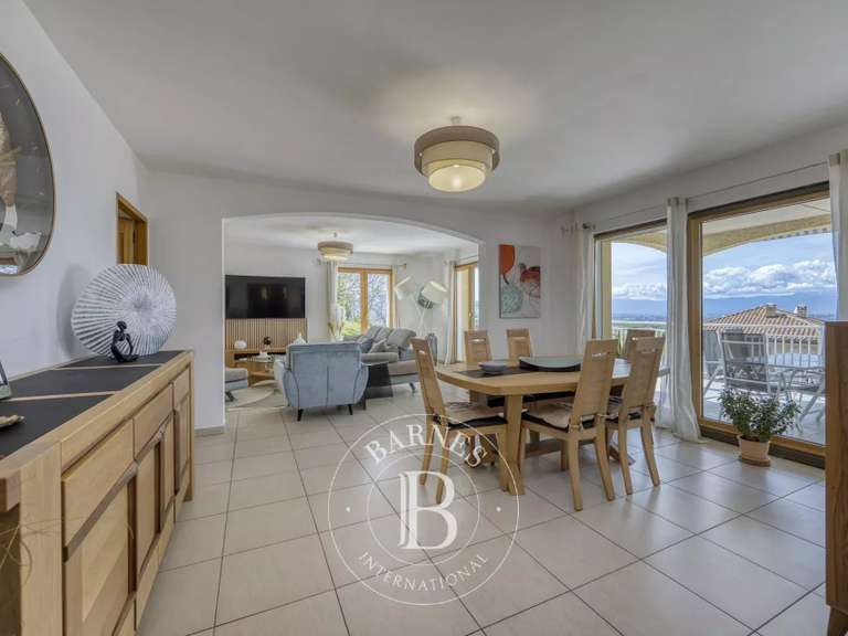 Maison Cranves-Sales - 4 chambres - 320m²