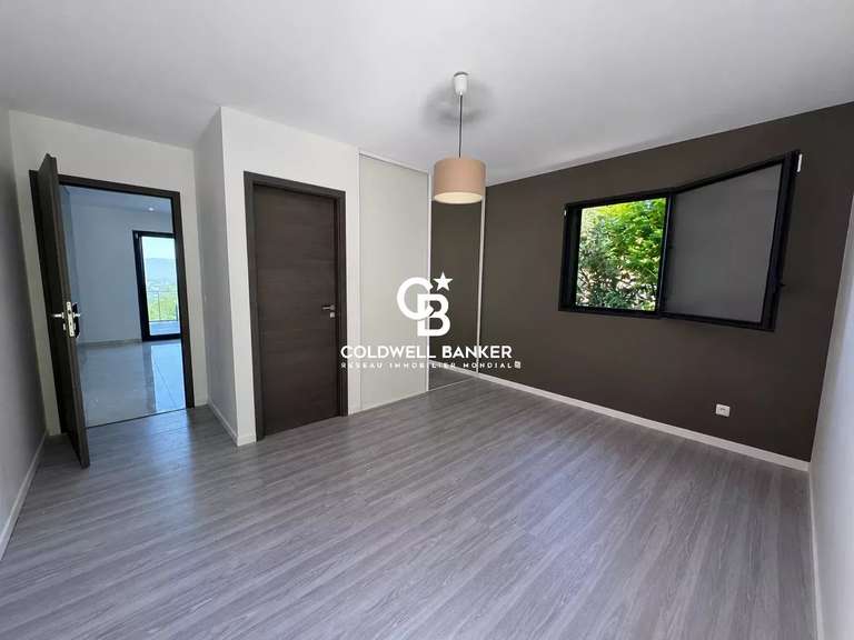 Maison Cranves-Sales - 7 chambres - 280m²