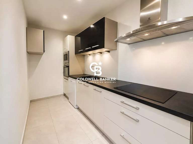 Maison Cranves-Sales - 7 chambres - 280m²