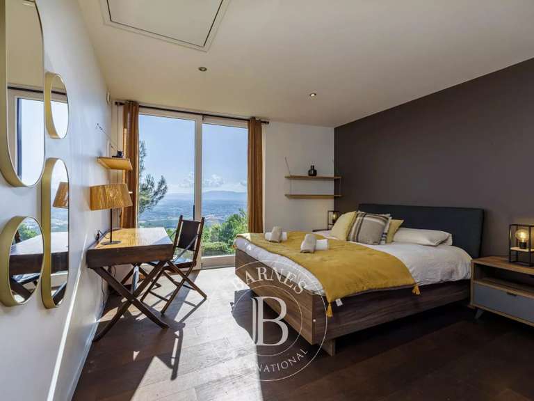 Villa Cranves-Sales - 10 chambres - 300m²