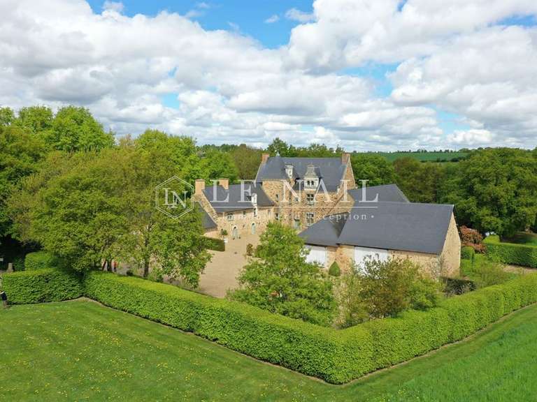 Manor Craon - 6 bedrooms - 470m²