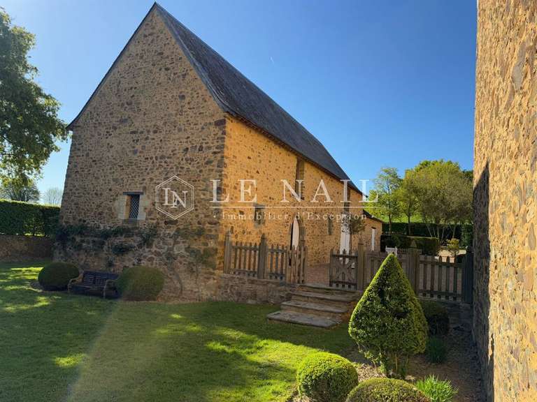 Manor Craon - 6 bedrooms - 470m²