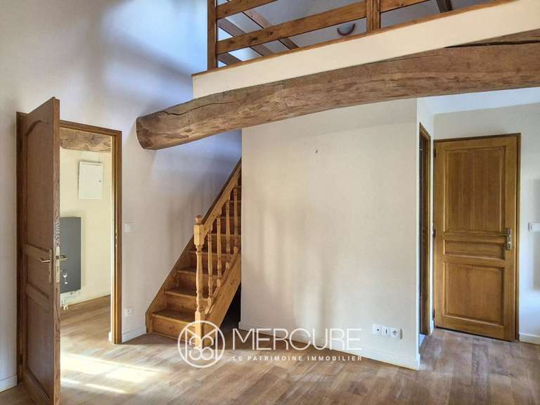 Propriété Crémieu - 6 chambres - 324m²