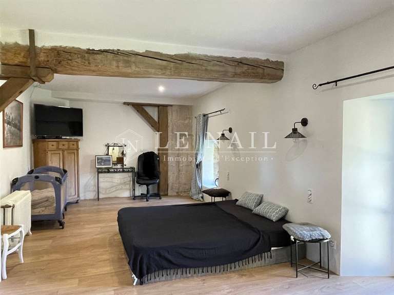 Maison Crépy-en-Valois - 7 chambres - 600m²