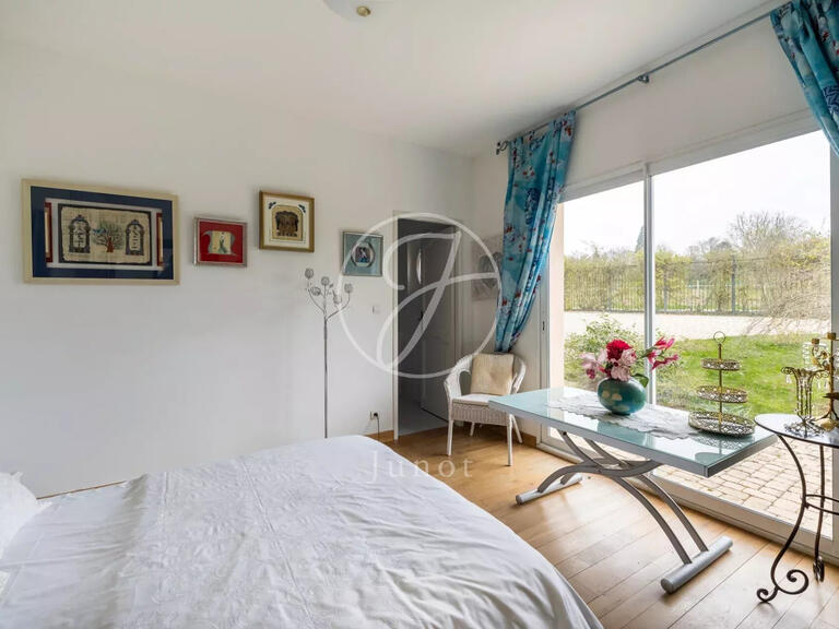 House Crespières - 5 bedrooms - 450m²