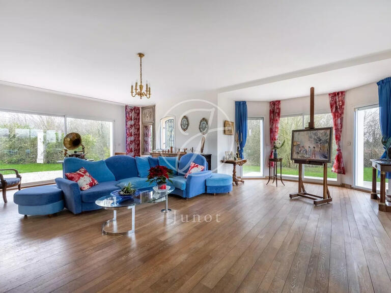 House Crespières - 5 bedrooms - 450m²