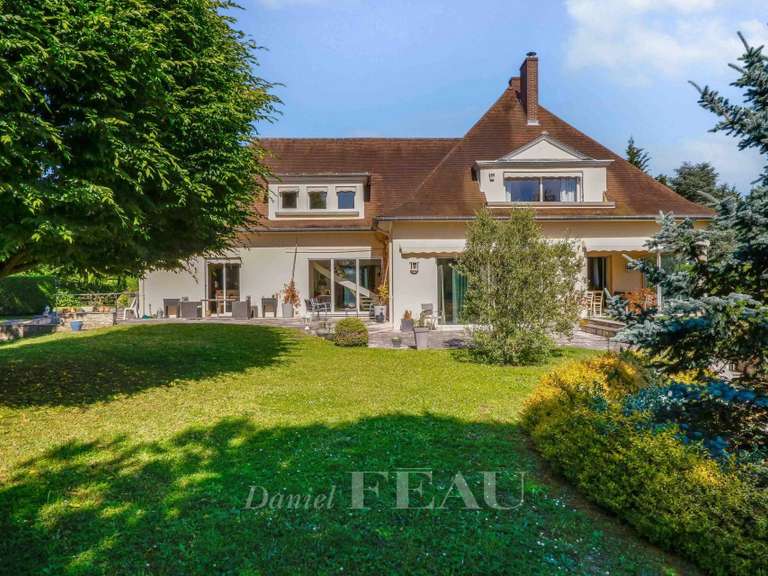 Maison Crespières - 5 chambres - 591m²