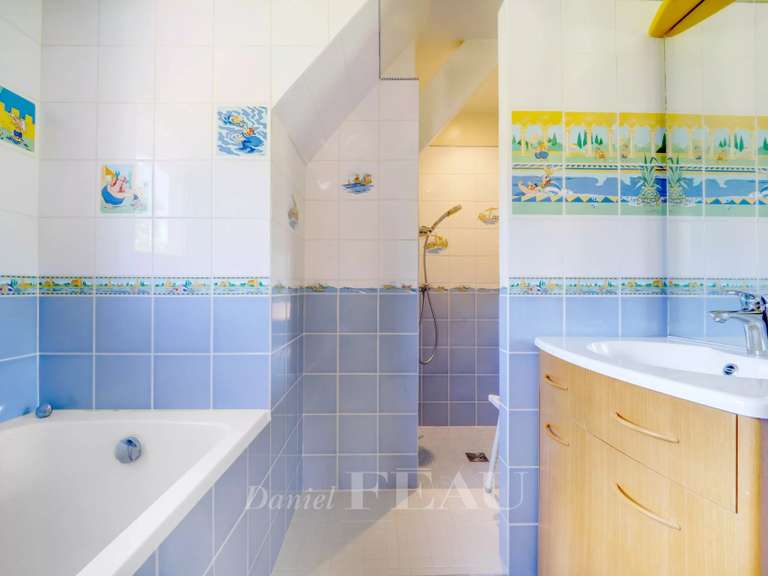 Maison Crespières - 5 chambres - 591m²